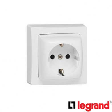 Enchufe más Marco de Superficie Legrand Oteo 086031 Enchufe más Marco de Superficie Legrand Oteo 086031