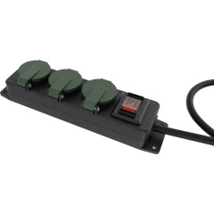 Regleta de Carga Multifunción de 3.6 kW con Protección Avanzada AC800