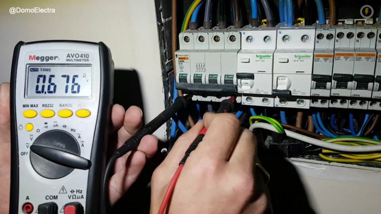 Comprobar Fase Y Neutro Con Multimetro