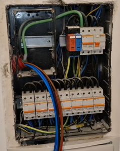 Cuadro eléctrico antes